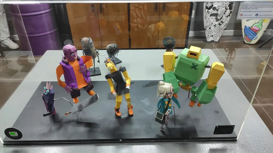 Obra Pixel Show 2018 de Térreo Estúdio, Bonecos criados para a identidade visual e paraos filmes criados para as vinhetas (em Stop Motion ) do festival Pixel Show 2018